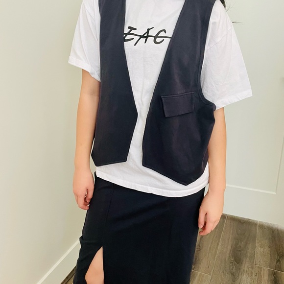 Korean style vest + skirt set (3 pieces) - Picture 2 of 3